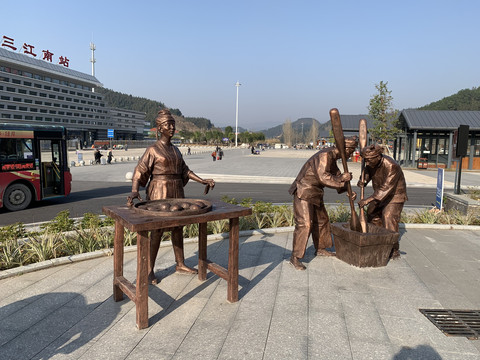 玻璃钢雕塑 广西地区的艺术与工艺之光